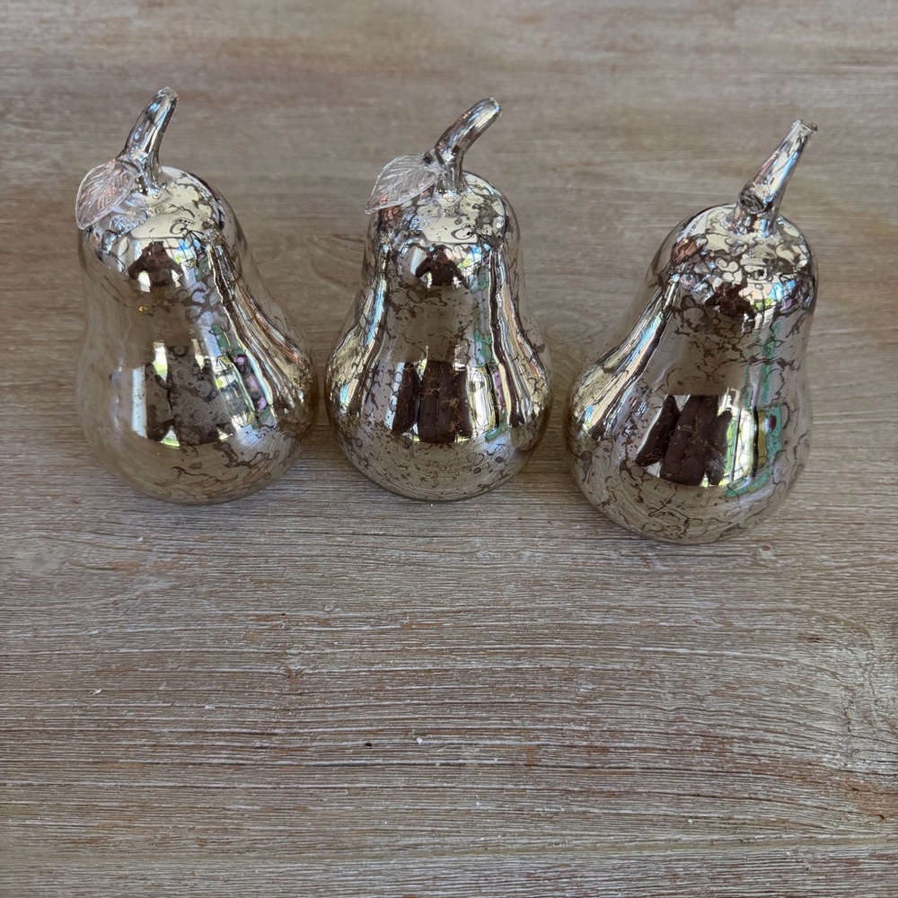 🌱Set of Three 6” Vintage Mercury Glass Pears W/Glass Leaf on Stems (one missing)